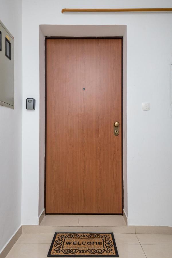 Apartman Iris 2 -Rijeka Appartamento Esterno foto